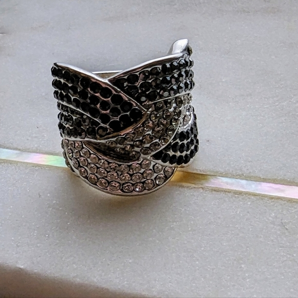 Lia Sophia chunky ring - Picture 4 of 4